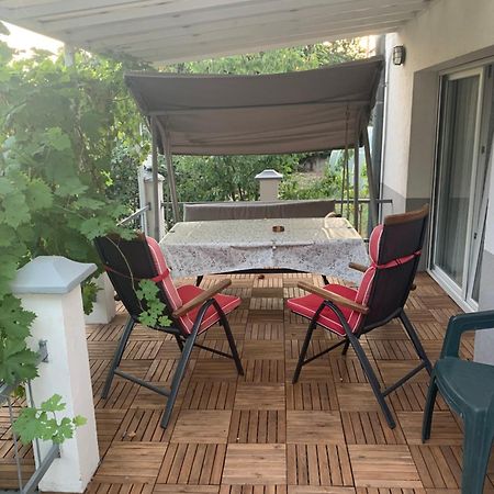 Apartman Mira SJJ Exterior photo