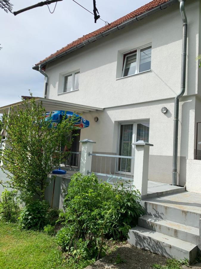 Apartman Mira SJJ Exterior photo