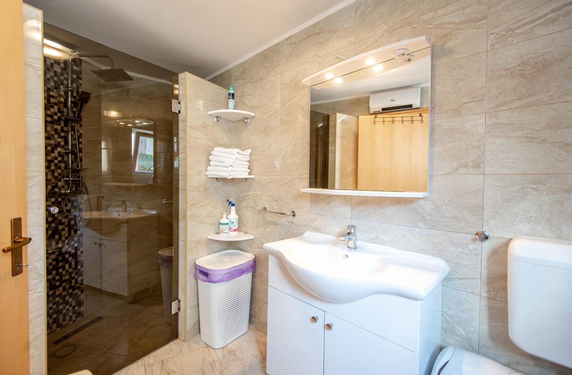 Apartman Mira SJJ Exterior photo